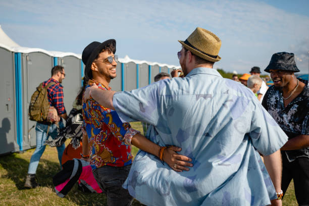 Best Porta potty rental near me  in Oak Brook, IL